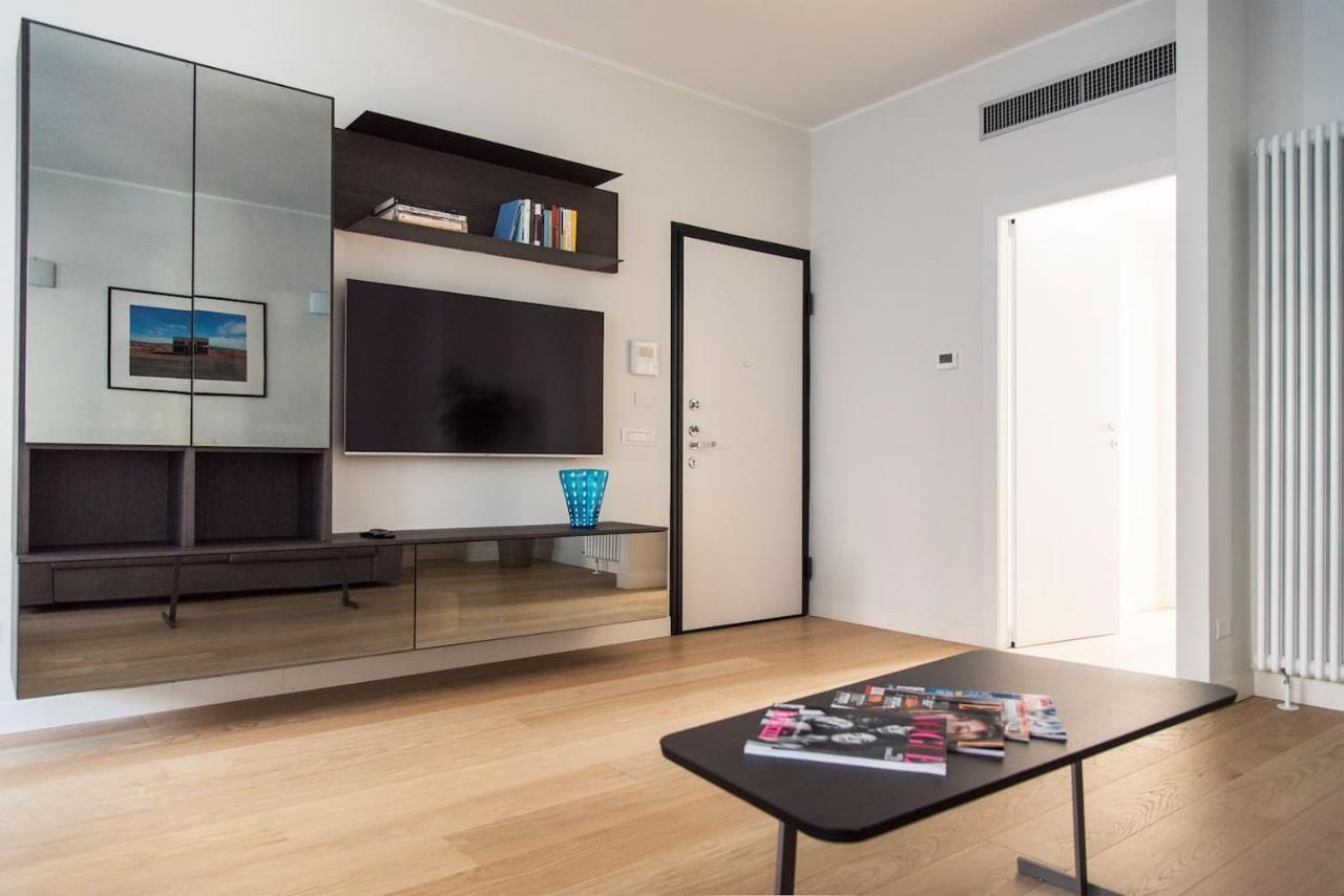 Brand New Apt , City Life District มิลาน ภายนอก รูปภาพ