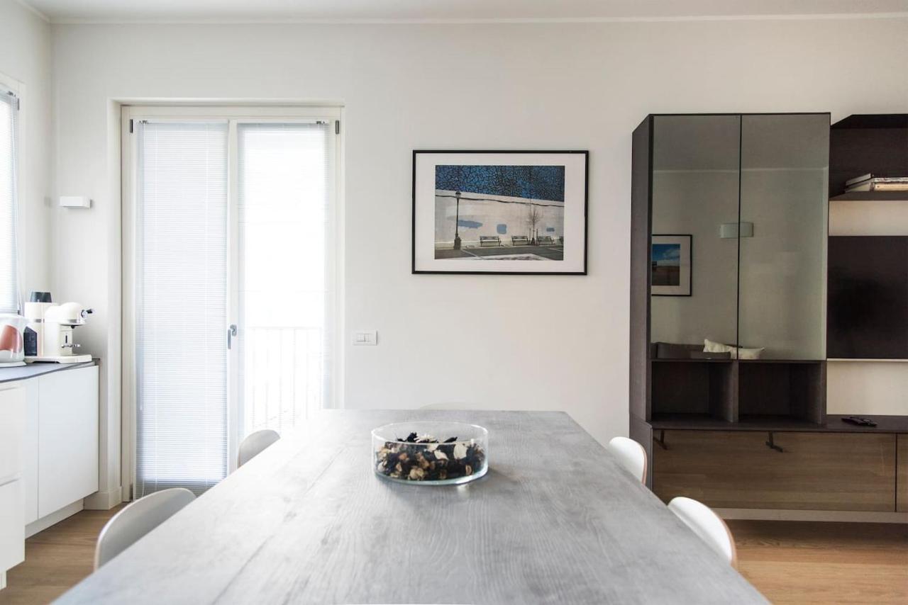 Brand New Apt , City Life District มิลาน ภายนอก รูปภาพ