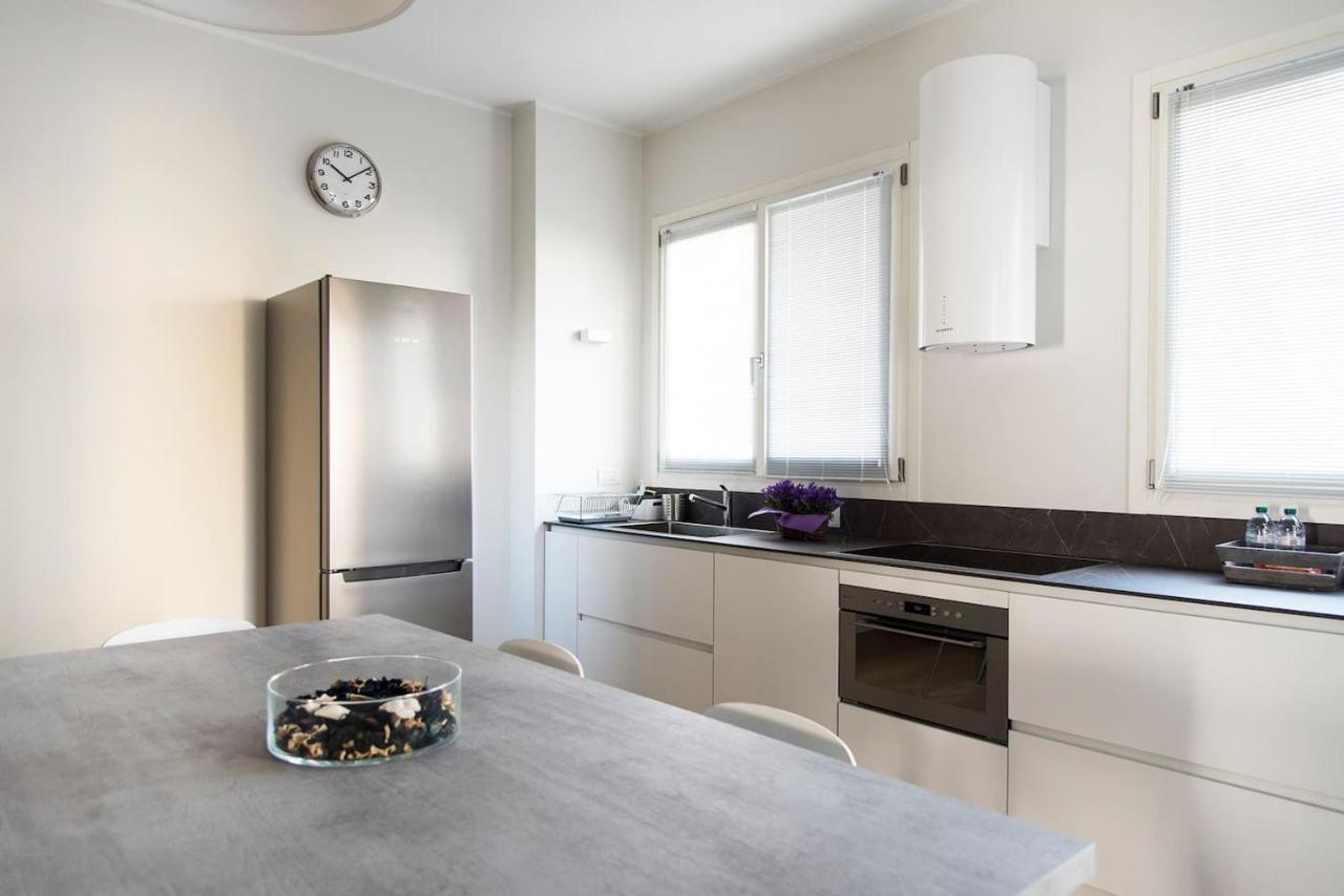 Brand New Apt , City Life District มิลาน ภายนอก รูปภาพ