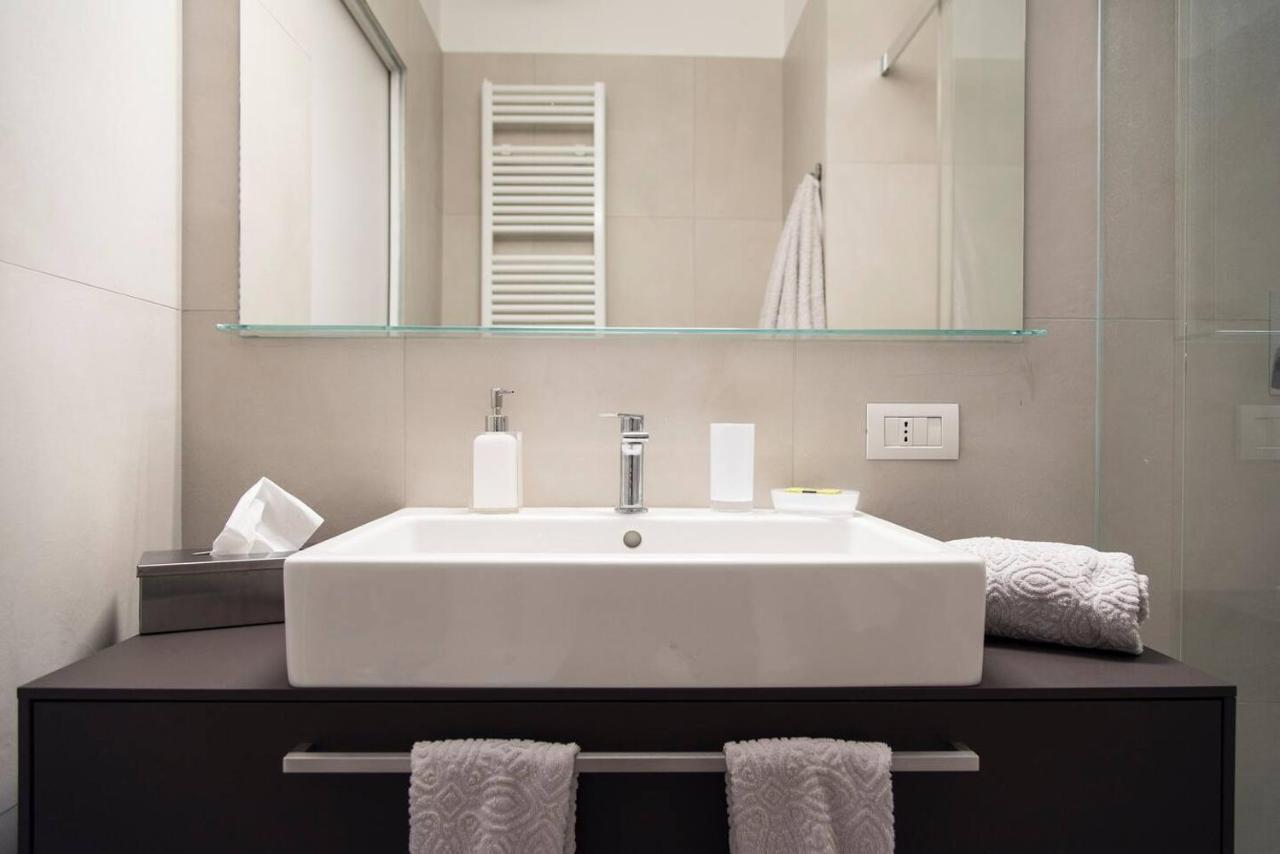 Brand New Apt , City Life District มิลาน ภายนอก รูปภาพ